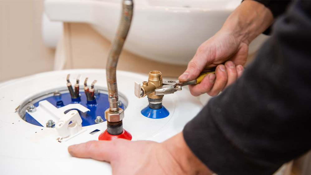 Water Heater Maintenance in Petronila